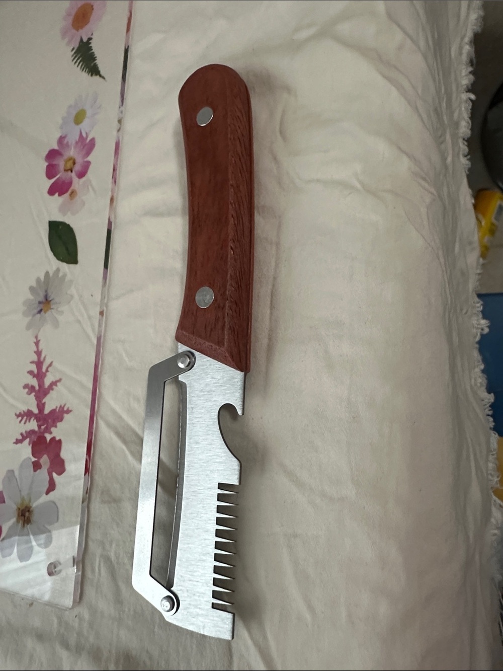 Wood-Handle Multi-Tool Kitchen Peeler with Serrated Blade - Brown & Silver NWT